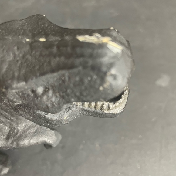 SuckUK T-Rex Iron Novelty Bottle Opener - Picture 8 of 8